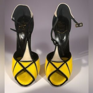 Roger Vivier Yellow, Black and Cream Peep-Toe Ankle-Strap Heels size 39